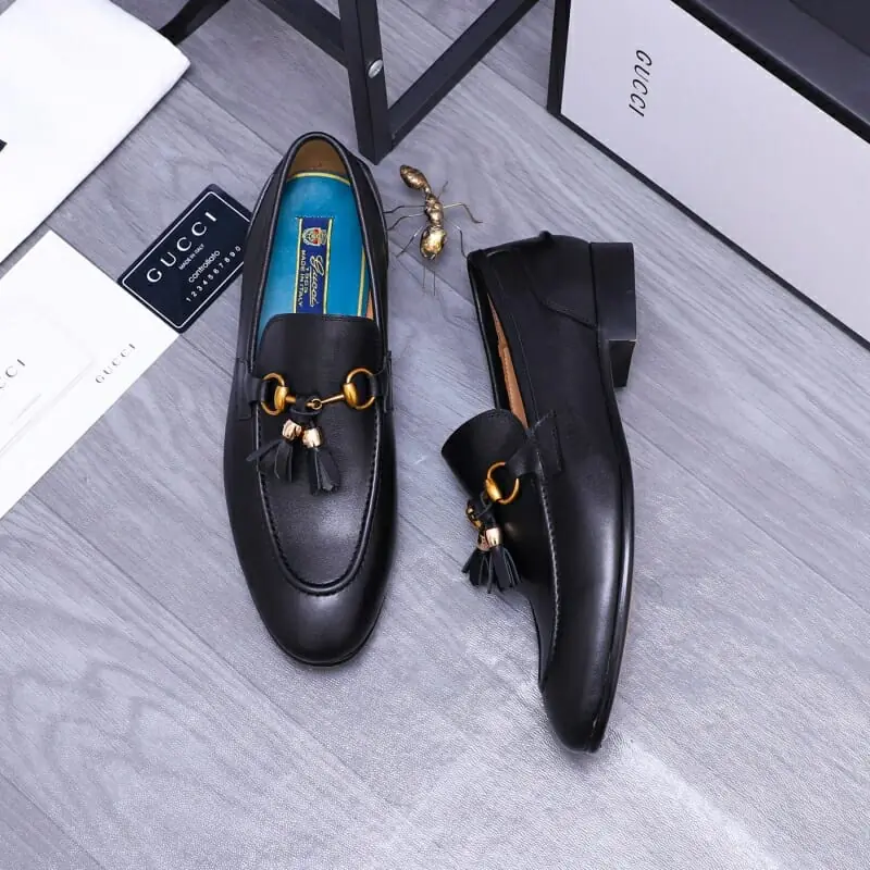 gucci oxfords chaussures pour homme s_1243a002